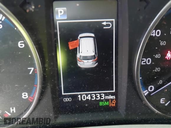 ✅ 2018 Toyota RAV4 XLE • VIN: 2T3WFREV8JW493988 • Lot: 43527256. Listed on IAAI with 104,333 mi. Free auction sales archive from the USA and detailed vehicle history report at DreamBid. Image 16.