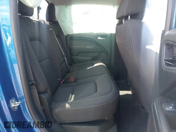 ✅ 2020 Chevrolet Colorado 2WD LT • VIN: 1GCGSCEN3L1214610 • Lot: 41796734. Listed on IAAI with 49,311 mi. Free auction sales archive from the USA and detailed vehicle history report at DreamBid. Image 8.