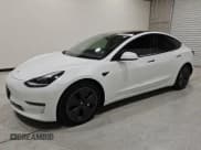 ✅ 2021 Tesla Model 3 Long Range • VIN: 5YJ3E1EB3MF003299 • Lot: 83923955. Wystawiony na Copart z przebiegiem 65 870 mil. Bezpłatny archiwum sprzedaży aukcyjnych z USA i szczegółowy raport historii pojazdu na DreamBid. Zdjęcie 1.