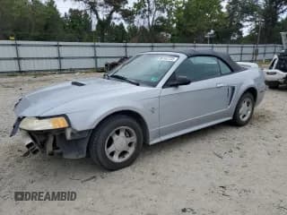 ✅ 2000 Ford Mustang • VIN: 1FAFP4449YF205700 • Лот: 80162725. Опубликован ранее на Copart с пробегом 119 280 миль. Бесплатный доступ к архиву аукционных продаж из США и подробный отчёт об истории автомобиля на DreamBid. Изображение 1.