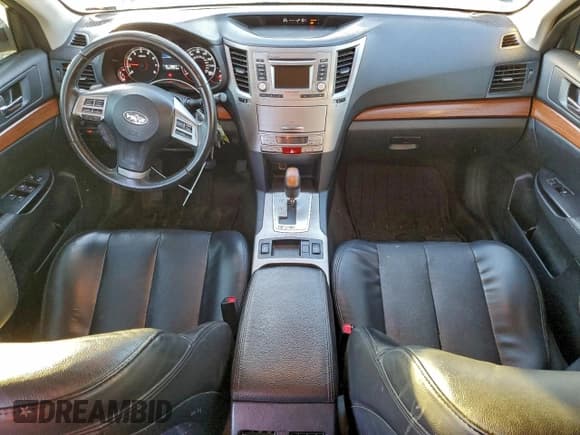✅ 2013 Subaru Outback Limited • VIN: 4S4BRDKCXD2247366 • Lot: 95767145. Listed on Copart with 187,747 mi. Free auction sales archive from the USA and detailed vehicle history report at DreamBid. Image 8.
