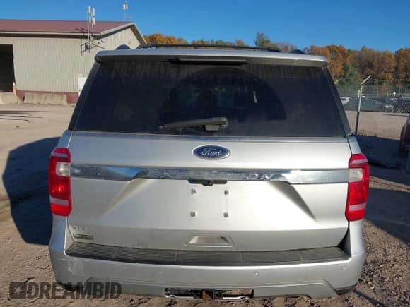 ✅ 2019 Ford Expedition XLT • VIN: 1FMJU1JT5KEA29955 • Лот: 43602703. Опубликован ранее на IAAI с пробегом 152 610 миль. Бесплатный доступ к архиву аукционных продаж из США и подробный отчёт об истории автомобиля на DreamBid. Изображение 17.