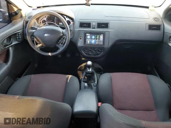 ✅ 2005 Ford Focus ST • VIN: 1FAFP38Z25W311126 • Lot: 78894614. Listed on Copart with 194,850 mi. Free auction sales archive from the USA and detailed vehicle history report at DreamBid. Image 8.
