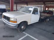 ✅ 1997 Ford F-350 • VIN: 3FEJF37F6VMA15726 • Lot: 43531269. Wystawiony na IAAI z przebiegiem Nie podano. Bezpłatny archiwum sprzedaży aukcyjnych z USA i szczegółowy raport historii pojazdu na DreamBid. Zdjęcie 18.