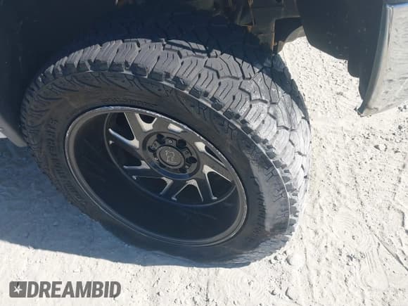 ✅ 2014 GMC Sierra 1500 • VIN: 1GTR1TEH0EZ330678 • Лот: 43482016. Опубликован ранее на IAAI с пробегом 250 000 миль. Бесплатный доступ к архиву аукционных продаж из США и подробный отчёт об истории автомобиля на DreamBid. Изображение 17.