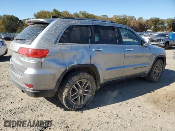 ✅ 2017 Jeep Grand Cherokee Limited • VIN: 1C4RJEBG7HC877526 • Lot: 92615665. Wystawiony na Copart z przebiegiem 130 482 mil. Bezpłatny archiwum sprzedaży aukcyjnych z USA i szczegółowy raport historii pojazdu na DreamBid. Zdjęcie 3.
