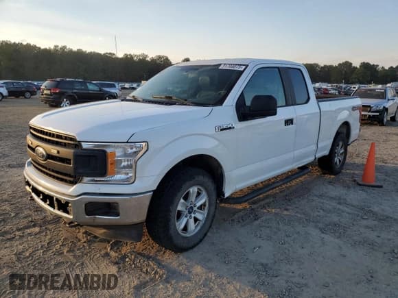✅ 2018 Ford F-150 XL • VIN: 1FTFX1EG9JKD23891 • Лот: 91708075. Опубликован ранее на Copart с пробегом 135 674 миль. Бесплатный доступ к архиву аукционных продаж из США и подробный отчёт об истории автомобиля на DreamBid. Изображение 1.