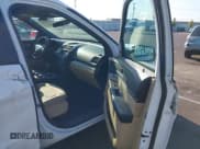 ✅ 2017 Ford Explorer • VIN: 1FM5K8B80HGE38677 • Lot: 43111963. Listed on IAAI with 298,552 mi. Free auction sales archive from the USA and detailed vehicle history report at DreamBid. Image 5.