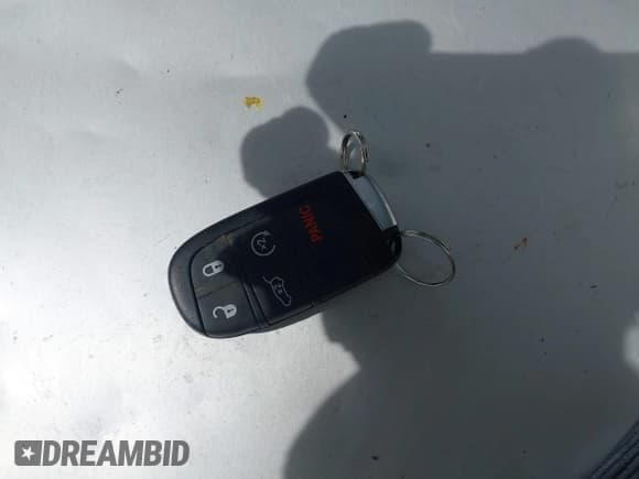 ✅ 2020 Jeep Grand Cherokee Limited • VIN: 1C4RJFBG6LC207366 • Лот: 43303665. Опубликован ранее на IAAI с пробегом 97 742 миль. Бесплатный доступ к архиву аукционных продаж из США и подробный отчёт об истории автомобиля на DreamBid. Изображение 11.