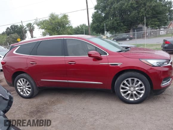 ✅ 2021 Buick Enclave Essence • VIN: 5GAERBKW4MJ191013 • Lot: 42216654. Wystawiony na IAAI z przebiegiem 21 836 mil. Bezpłatny archiwum sprzedaży aukcyjnych z USA i szczegółowy raport historii pojazdu na DreamBid. Zdjęcie 13.