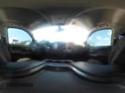 ✅ 2017 Chevrolet Silverado 2500HD LT • VIN: 1GC1KVEYXHF219437 • Lot: 42540161. Wystawiony na IAAI z przebiegiem 195 591 mil. Bezpłatny archiwum sprzedaży aukcyjnych z USA i szczegółowy raport historii pojazdu na DreamBid. Zdjęcie 17.