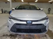 ✅ 2023 Toyota Corolla Hybrid SE Infrared • VIN: JTDBCMFE1P3013634 • Lot: 89735825. Wystawiony na Copart z przebiegiem 46 965 mil. Bezpłatny archiwum sprzedaży aukcyjnych z USA i szczegółowy raport historii pojazdu na DreamBid. Zdjęcie 5.