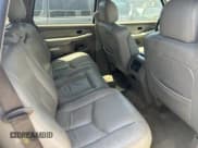 ✅ 2003 GMC Yukon SLT • VIN: 1GKEC13T43R207813 • Lot: 42896868. Wystawiony na IAAI z przebiegiem 183 907 mil. Bezpłatny archiwum sprzedaży aukcyjnych z USA i szczegółowy raport historii pojazdu na DreamBid. Zdjęcie 8.