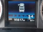 ✅ 2017 Toyota Tundra SR5 • VIN: 5TFEW5F14HX220598 • Лот: 42244935. Опубликован ранее на IAAI с пробегом 95 617 миль. Бесплатный доступ к архиву аукционных продаж из США и подробный отчёт об истории автомобиля на DreamBid. Изображение 16.