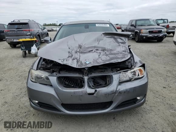 ✅ 2011 BMW 3 Series 328i • VIN: WBAPH5G58BNM76618 • Lot: 53556465. Listed on Copart with 137,118 mi. Free auction sales archive from the USA and detailed vehicle history report at DreamBid. Image 5.