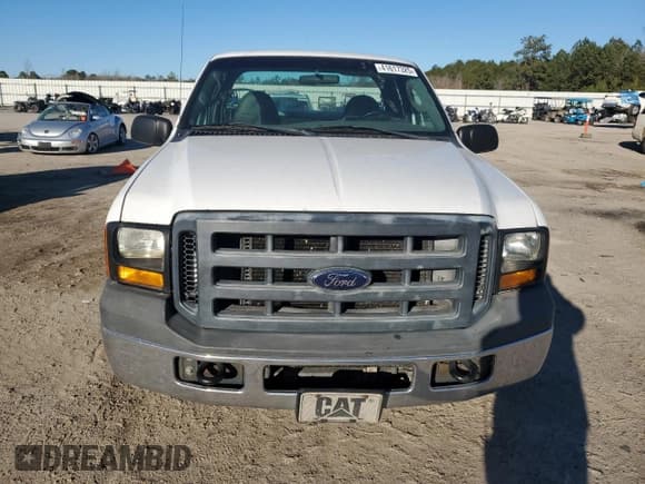 ✅ 2006 Ford F-250 XL • VIN: 1FTSX20566ED26991 • Лот: 41617325. Опубликован ранее на Copart с пробегом Не указан. Бесплатный доступ к архиву аукционных продаж из США и подробный отчёт об истории автомобиля на DreamBid. Изображение 5.