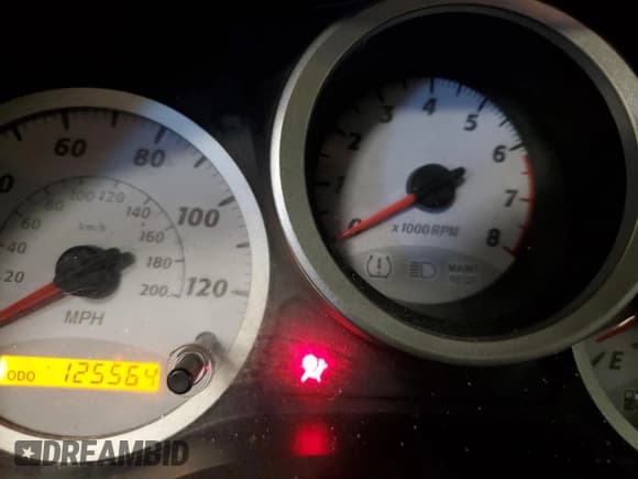 ✅ 2004 Toyota RAV4 • VIN: JTEHD20V246018996 • Lot: 82753015. Listed on Copart with 125,564 mi. Free auction sales archive from the USA and detailed vehicle history report at DreamBid. Image 9.