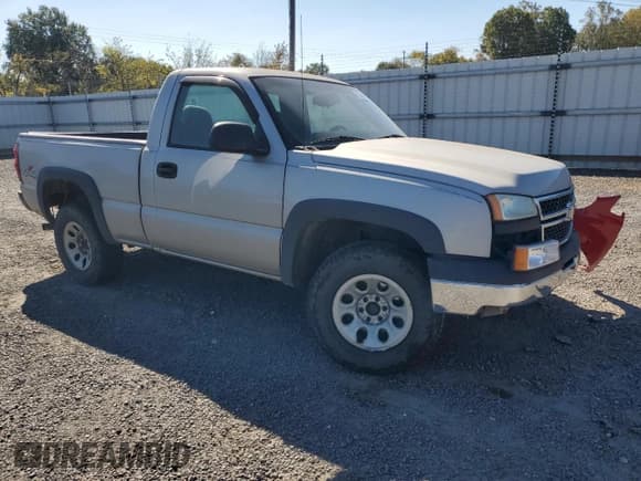 ✅ 2006 Chevrolet Silverado 1500 Work Truck • VIN: 1GCEK14V16Z239363 • Лот: 76834764. Опубликован ранее на Copart с пробегом 199 733 миль. Бесплатный доступ к архиву аукционных продаж из США и подробный отчёт об истории автомобиля на DreamBid. Изображение 4.