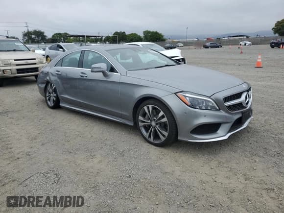 ✅ 2015 Mercedes-Benz CLS 550 • VIN: WDDLJ7DB6FA139038 • Лот: 59001645. Опубликован ранее на Copart с пробегом 46 084 миль. Бесплатный доступ к архиву аукционных продаж из США и подробный отчёт об истории автомобиля на DreamBid. Изображение 4.