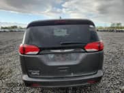 ✅ 2020 Chrysler Voyager LXi • VIN: 2C4RC1DG2LR197517 • Lot: 87205495. Wystawiony na Copart z przebiegiem Nie podano. Bezpłatny archiwum sprzedaży aukcyjnych z USA i szczegółowy raport historii pojazdu na DreamBid. Zdjęcie 6.