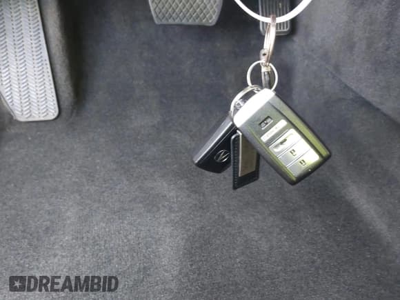 ✅ 2016 Acura TLX • VIN: 19UUB1F39GA005058 • Lot: 42501932. Listed on IAAI with 165,827 mi. Free auction sales archive from the USA and detailed vehicle history report at DreamBid. Image 11.