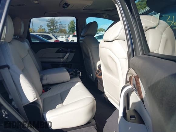 ✅ 2011 Acura MDX Advance • VIN: 2HNYD2H77BH529507 • Лот: 43605506. Опубликован ранее на IAAI с пробегом 149 108 миль. Бесплатный доступ к архиву аукционных продаж из США и подробный отчёт об истории автомобиля на DreamBid. Изображение 8.