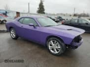 ✅ 2023 Dodge Challenger SXT • VIN: 2C3CDZGG8PH649578 • Lot: 47873145. Wystawiony na Copart z przebiegiem 12 641 mil. Bezpłatny archiwum sprzedaży aukcyjnych z USA i szczegółowy raport historii pojazdu na DreamBid. Zdjęcie 4.