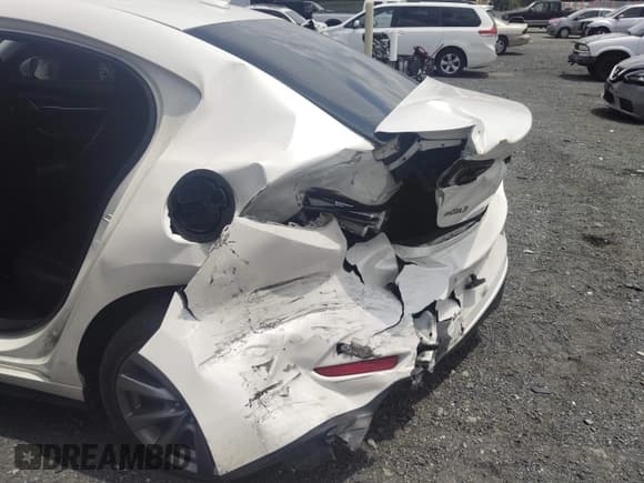 ✅ 2019 Mazda 3 Premium • VIN: 3MZBPAEM3KM104839 • Lot: 42634931. Listed on IAAI with 161,466 mi. Free auction sales archive from the USA and detailed vehicle history report at DreamBid. Image 6.