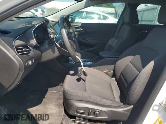 2017 Chevrolet Malibu LT z VIN 1G1ZE5ST8HF224938, wystawiony jako Copart lot #60239895 z przebiegiem 16 589 mil mil oraz Szkoda całkowita • Salvage title. Historia ofert i sprzedaży dostępna na DreamBid. Obrazek 7.