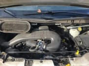 ✅ 2019 Ford Transit • VIN: 1FTYE1YMXKKB86963 • Lot: 43926074. Wystawiony na IAAI z przebiegiem 114 446 mil. Bezpłatny archiwum sprzedaży aukcyjnych z USA i szczegółowy raport historii pojazdu na DreamBid. Zdjęcie 16.