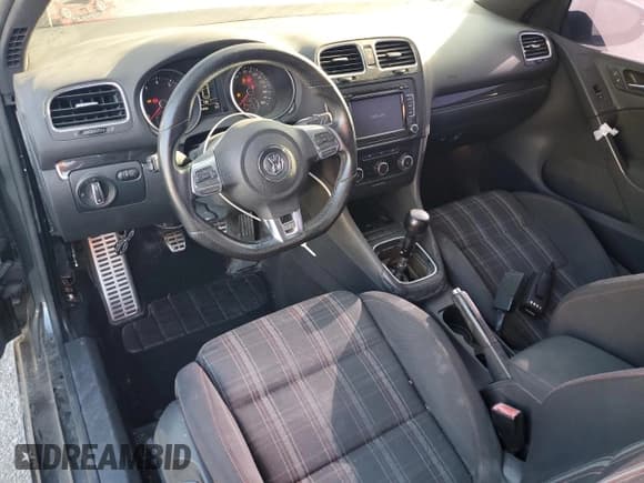 ✅ 2010 Volkswagen Golf GTI • VIN: WVWED7AJ8AW111338 • Лот: 71899545. Опубликован ранее на Copart с пробегом 116 896 миль. Бесплатный доступ к архиву аукционных продаж из США и подробный отчёт об истории автомобиля на DreamBid. Изображение 8.