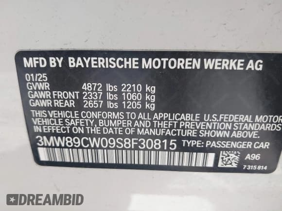 ✅ 2025 BMW 3 Series 330i xDrive • VIN: 3MW89CW09S8F30815 • Lot: 42959851. Wystawiony na IAAI z przebiegiem 13 232 mil. Bezpłatny archiwum sprzedaży aukcyjnych z USA i szczegółowy raport historii pojazdu na DreamBid. Zdjęcie 9.