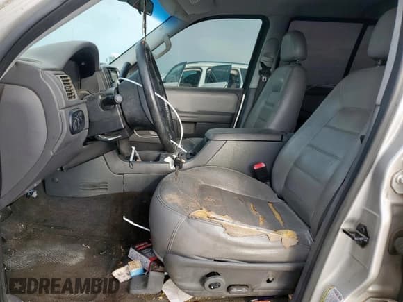 ✅ 2005 Ford Explorer XLT • VIN: 1FMZU63K75ZA05884 • Лот: 62812105. Опубликован ранее на Copart с пробегом 156 583 миль. Бесплатный доступ к архиву аукционных продаж из США и подробный отчёт об истории автомобиля на DreamBid. Изображение 7.