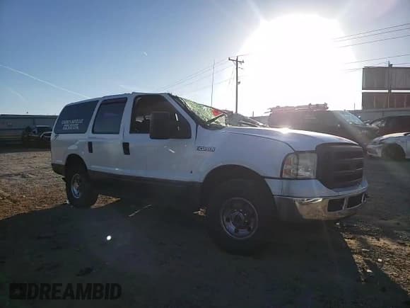 ✅ 2005 Ford Excursion Special Serv • VIN: 1FMSU41P55ED23899 • Лот: 91683405. Опубликован ранее на Copart с пробегом 282 490 миль. Бесплатный доступ к архиву аукционных продаж из США и подробный отчёт об истории автомобиля на DreamBid. Изображение 14.