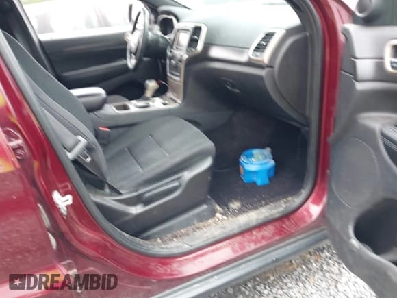 ✅ 2017 Jeep Grand Cherokee Altitude • VIN: 1C4RJFAGXHC688571 • Lot: 42689557. Listed on IAAI with 145,121 mi. Free auction sales archive from the USA and detailed vehicle history report at DreamBid. Image 5.