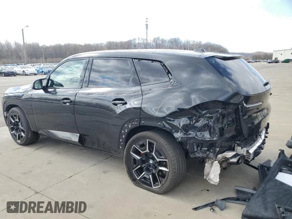 ✅ 2023 BMW XM • VIN: 5YM23CS06P9S62603 • Лот: 50379015. Опубликован ранее на Copart с пробегом 12 532 миль. Бесплатный доступ к архиву аукционных продаж из США и подробный отчёт об истории автомобиля на DreamBid. Изображение 2.