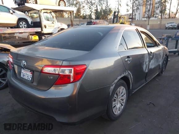 ✅ 2013 Toyota Camry LE • VIN: 4T4BF1FKXDR316527 • Lot: 43547337. Listed on IAAI with 112,101 mi. Free auction sales archive from the USA and detailed vehicle history report at DreamBid. Image 4.