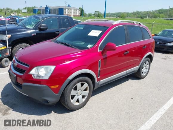 ✅ 2012 Chevrolet Captiva Sport LS • VIN: 3GNAL2EKXCS559593 • Lot: 42142135. Wystawiony na IAAI z przebiegiem 104 717 mil. Bezpłatny archiwum sprzedaży aukcyjnych z USA i szczegółowy raport historii pojazdu na DreamBid. Zdjęcie 2.