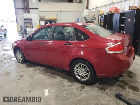 ✅ 2010 Ford Focus SE • VIN: 1FAHP3FN6AW144515 • Lot: 90449285. Wystawiony na Copart z przebiegiem 178 502 mil. Bezpłatny archiwum sprzedaży aukcyjnych z USA i szczegółowy raport historii pojazdu na DreamBid. Zdjęcie 2.