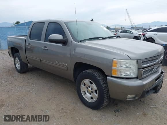 ✅ 2013 Chevrolet Silverado 1500 LTZ • VIN: 3GCUKTE23DG121954 • Lot: 43072374. Wystawiony na IAAI z przebiegiem 100 686 mil. Bezpłatny archiwum sprzedaży aukcyjnych z USA i szczegółowy raport historii pojazdu na DreamBid. Zdjęcie 1.