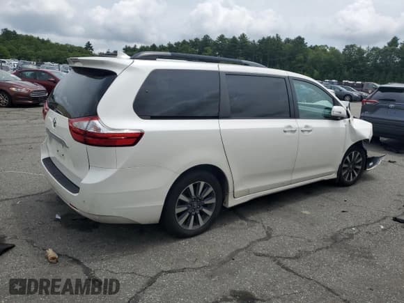 ✅ 2018 Toyota Sienna XLE • VIN: 5TDDZ3DC2JS192436 • Lot: 62954895. Listed on Copart with Not provided. Free auction sales archive from the USA and detailed vehicle history report at DreamBid. Image 3.