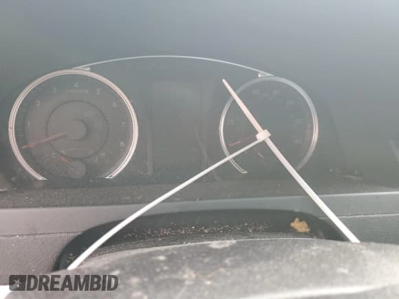 ✅ 2017 Toyota Camry SE • VIN: 4T1BF1FK4HU641707 • Лот: 82305155. Опубликован ранее на Copart с пробегом Не указан. Бесплатный доступ к архиву аукционных продаж из США и подробный отчёт об истории автомобиля на DreamBid. Изображение 9.