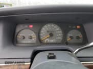 ✅ 1997 Mercury Grand Marquis GS • VIN: 2MELM74W4VX707814 • Lot: 81570244. Wystawiony na Copart z przebiegiem 155 752 mil. Bezpłatny archiwum sprzedaży aukcyjnych z USA i szczegółowy raport historii pojazdu na DreamBid. Zdjęcie 9.