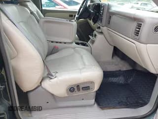 ✅ 2002 Chevrolet Suburban LT • VIN: 1GNFK16Z32J186556 • Лот: 42255091. Опубликован ранее на IAAI с пробегом 352 328 миль. Бесплатный доступ к архиву аукционных продаж из США и подробный отчёт об истории автомобиля на DreamBid. Изображение 5.