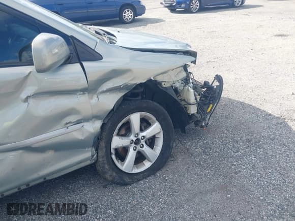 ✅ 2004 Lexus RX 330 • VIN: 2T2HA31U84C017316 • Lot: 43405757. Listed on IAAI with 209,809 mi. Free auction sales archive from the USA and detailed vehicle history report at DreamBid. Image 6.