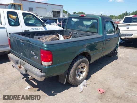 ✅ 2000 Ford Ranger XL • VIN: 1FTYR10C5YTA04211 • Lot: 43081894. Listed on IAAI with 158,687 mi. Free auction sales archive from the USA and detailed vehicle history report at DreamBid. Image 4.