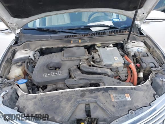 ✅ 2014 Lincoln MKZ Hybrid • VIN: 3LN6L2LU6ER813731 • Lot: 43360579. Wystawiony na IAAI z przebiegiem 247 921 mil. Bezpłatny archiwum sprzedaży aukcyjnych z USA i szczegółowy raport historii pojazdu na DreamBid. Zdjęcie 10.