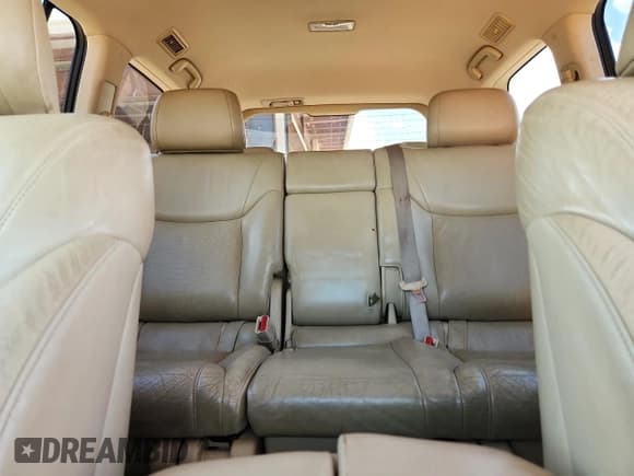 ✅ 2010 Lexus LX 570 • VIN: JTJHY7AX9A4038771 • Лот: 70883365. Опубликован ранее на Copart с пробегом 203 322 миль. Бесплатный доступ к архиву аукционных продаж из США и подробный отчёт об истории автомобиля на DreamBid. Изображение 10.
