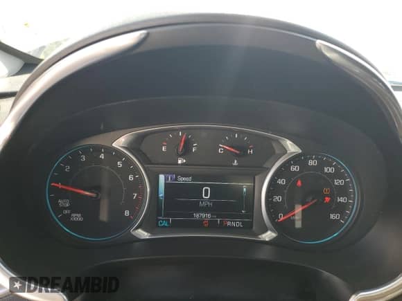 2016 Chevrolet Malibu LT z VIN 1G1ZE5ST8GF318400, wystawiony jako Copart lot #81293635 z przebiegiem 187 916 mil mil oraz Szkoda całkowita • Salvage title. Historia ofert i sprzedaży dostępna na DreamBid. Obrazek 9.