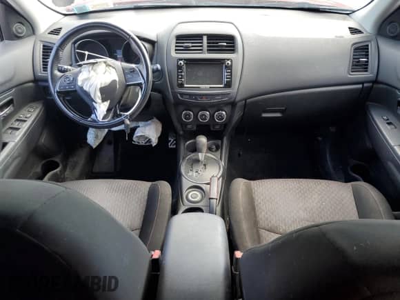 2017 Mitsubishi Outlander ES with VIN JA4AR3AU8HZ038610, listed as a Copart auction lot 81779805 with 95,862 mi miles and Salvage title. Bid and sale history available at DreamBid. Image 8.